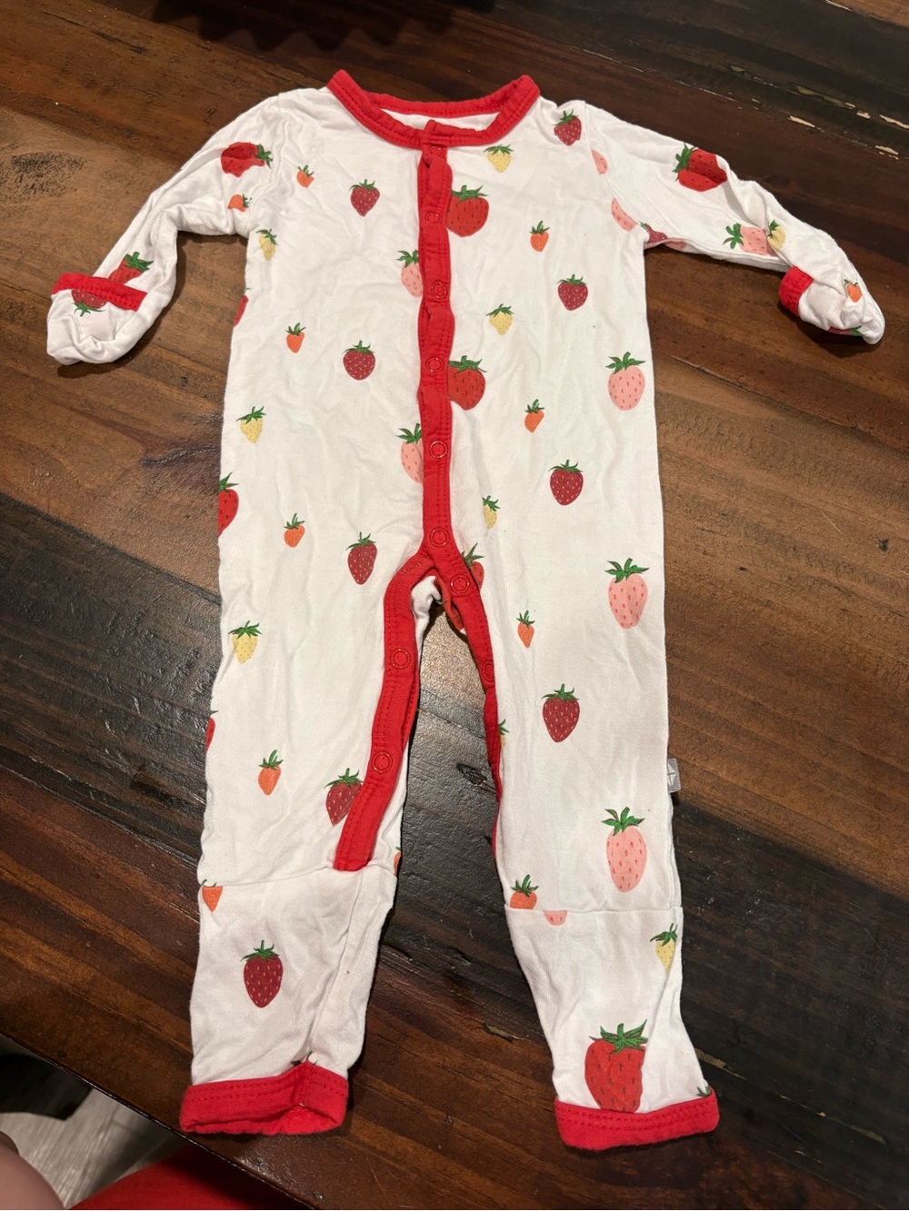 Kyte baby strawberry sleeper